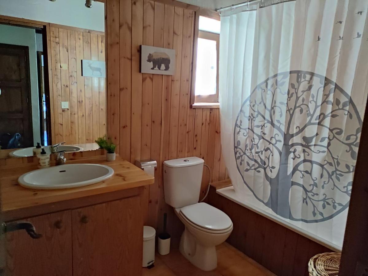 Apartamento De La Marmota Eriste Esterno foto
